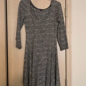 American Eagle black & white stripe dress